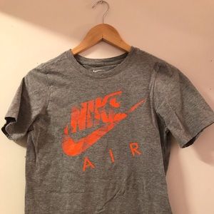 Boys Nike T-shirt